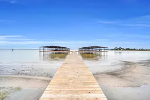 65 Stillwater Shrs Dr, Corsicana, TX 75109 - Photo 1