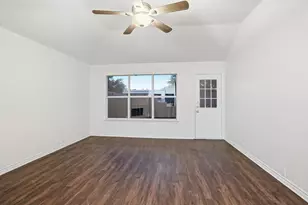 933 Paddington Dr E, Saginaw, TX 76131 - Photo 13