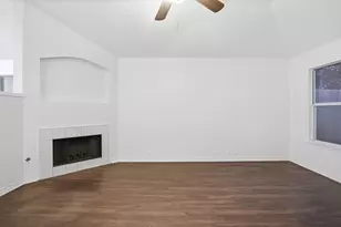 933 Paddington Dr E, Saginaw, TX 76131 - Photo 15