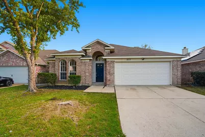 933 Paddington Drive E, Saginaw, TX 76131 - Photo 1