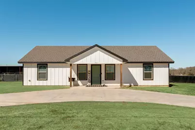 711 801C, Cleburne, TX 76031 - Photo 1