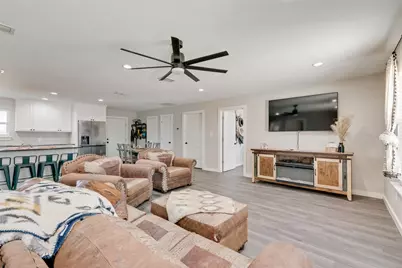 711 801C, Cleburne, TX 76031 - Photo 9