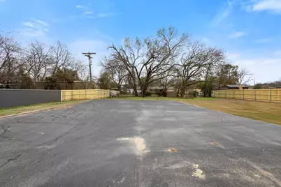 1812 Carpenter Street, Bridgeport, TX 76426 - Photo 29