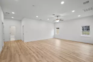 1812 Carpenter St, Bridgeport, TX 76426 - Photo 15