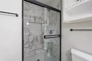 2901 Branch Oaks Dr, Garland, TX 75043 - Photo 11