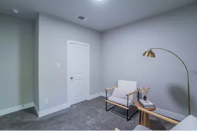 4915 Strobel Avenue, Dallas, TX 75216 - Photo 21