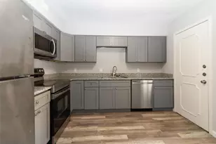 10590 High Hollows Dr, Dallas, TX 75230 - Photo 7