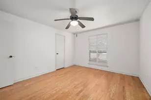 4704 Shady Ridge Ct, Fort Worth, TX 76109 - Photo 25