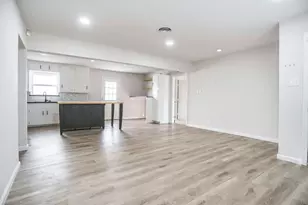 913 Zelda Dr, Hurst, TX 76053 - Photo 3