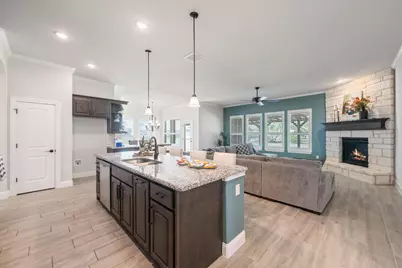 2011 Spieth Street, Granbury, TX 76048 - Photo 5