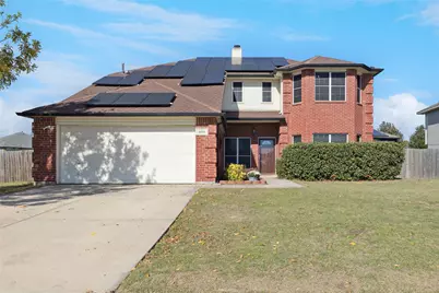 1116 Grand Central Parkway, Saginaw, TX 76131 - Photo 1