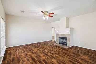 1116 Grand Central Parkway, Saginaw, TX 76131 - Photo 7