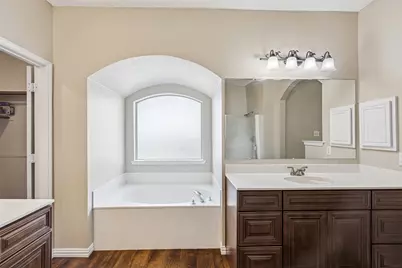 1116 Grand Central Parkway, Saginaw, TX 76131 - Photo 15