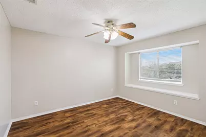 1116 Grand Central Parkway, Saginaw, TX 76131 - Photo 21