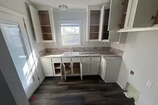 705 W Pierce St, Winters, TX 79567 - Photo 5