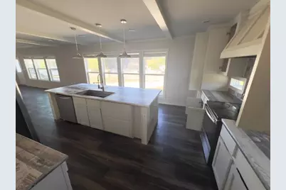 705 W Pierce Street, Winters, TX 79567 - Photo 3