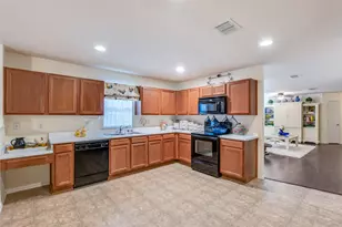 3404 Highpoint Dr, Denton, TX 76210 - Photo 11