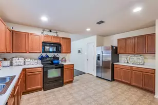 3404 Highpoint Dr, Denton, TX 76210 - Photo 5