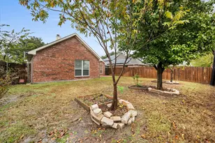 4412 Ridgeway Dr, Mansfield, TX 76063 - Photo 5
