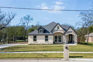 817 N Virginia St, Terrell, TX 75160 - Photo 1