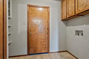 2716 Plover Ln, Irving, TX 75060 - Photo 23