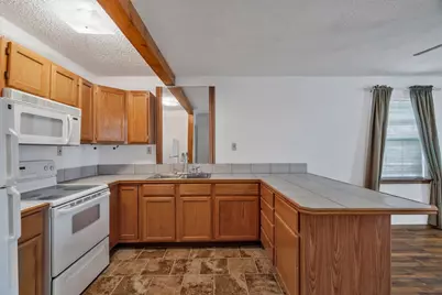 2716 Plover Lane, Irving, TX 75060 - Photo 31