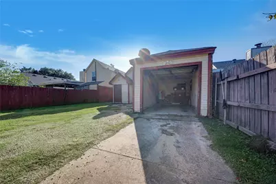 10464 Woodleaf Drive, Dallas, TX 75227 - Photo 27