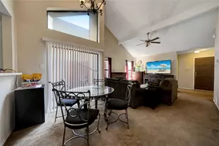 10464 Woodleaf Dr, Dallas, TX 75227 - Photo 11