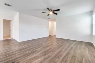 9287 Summerlee St, Dallas, TX 75227 - Photo 9