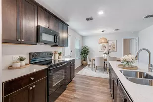 9287 Summerlee St, Dallas, TX 75227 - Photo 3