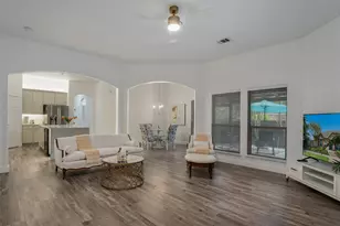 9402 Grosvenor Pl, Frisco, TX 75035 - Photo 23