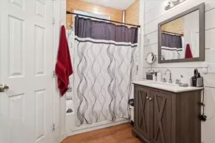 1102 W 12th St, Bonham, TX 75418 - Photo 17