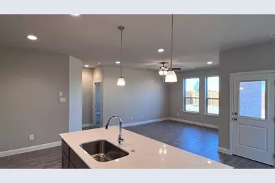 139 Stanton Avenue, Rhome, TX 76078 - Photo 5