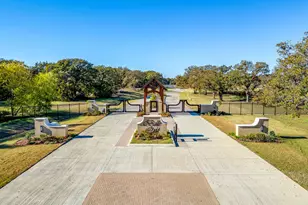 10204 Belle Oak Ct, Burleson, TX 76028 - Photo 1