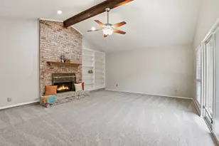 22 Doral Ct, Pantego, TX 76013 - Photo 11