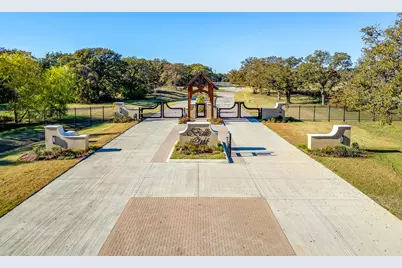 10101 Belle Oak Court, Burleson, TX 76028 - Photo 1