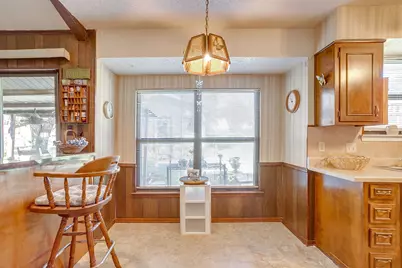 206 Laura Drive, Burleson, TX 76028 - Photo 9