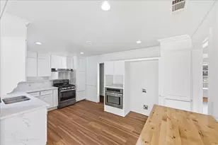 7835 Tillman St, Dallas, TX 75217 - Photo 13