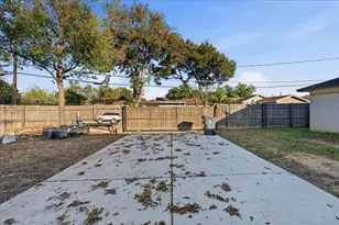 7835 Tillman St, Dallas, TX 75217 - Photo 31