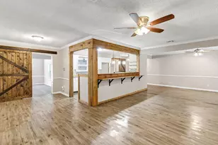 616 Bellevue Dr, Cleburne, TX 76033 - Photo 5