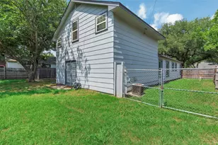 616 Bellevue Dr, Cleburne, TX 76033 - Photo 27