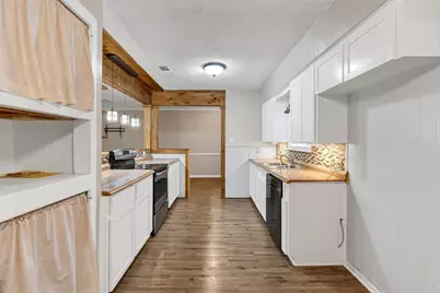 616 Bellevue Drive, Cleburne, TX 76033 - Photo 11