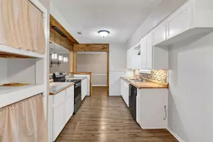 616 Bellevue Dr, Cleburne, TX 76033 - Photo 11