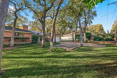 2505 Oak Manor Court, Arlington, TX 76012 - Photo 23