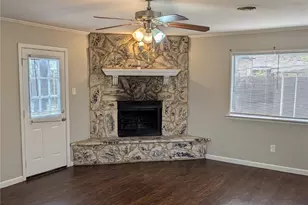 6324 Regal Rd, Forest Hill, TX 76119 - Photo 9