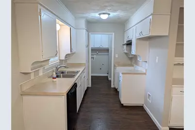 6324 Regal Road, Forest Hill, TX 76119 - Photo 11