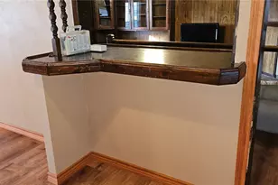 1061 E Walnut St, Hillsboro, TX 76645 - Photo 11