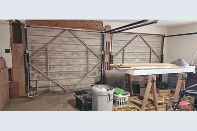 1061 E Walnut Street, Hillsboro, TX 76645 - Photo 15