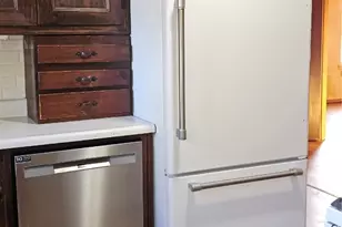 1061 E Walnut St, Hillsboro, TX 76645 - Photo 21