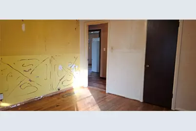 1061 E Walnut Street, Hillsboro, TX 76645 - Photo 25